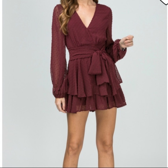 Entro Swiss dot black long sleeve Romper Size Small - Picture 10 of 10